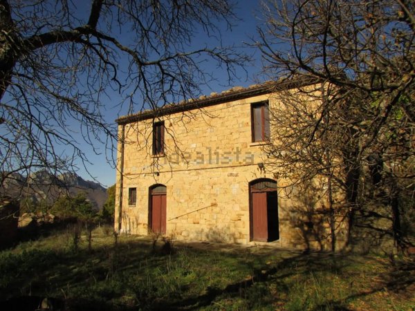 quadrivano in vendita a Pietrapertosa