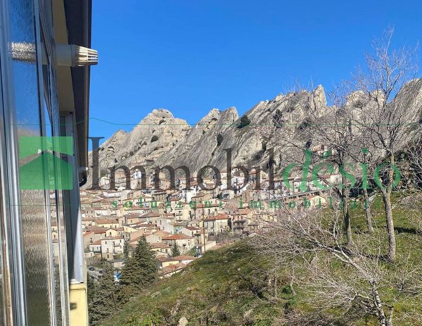 appartamento in vendita a Pietrapertosa