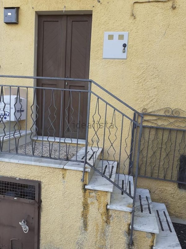 appartamento in vendita a Pietrapertosa