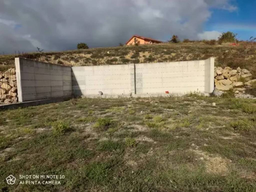 casa indipendente in vendita a Pignola