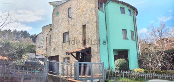 casa indipendente in vendita a Pignola
