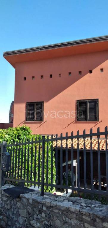 casa indipendente in vendita a Pignola