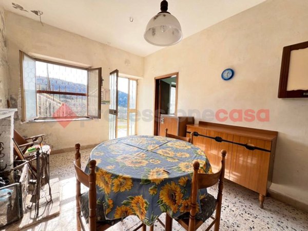 casa indipendente in vendita a Pignola