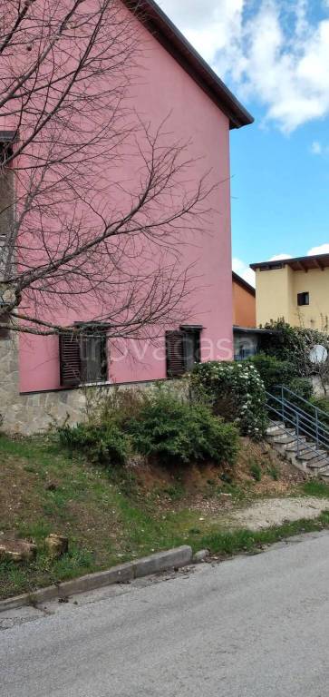 casa indipendente in vendita a Pignola