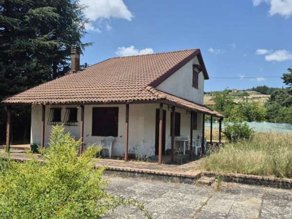 casa indipendente in vendita a Pignola