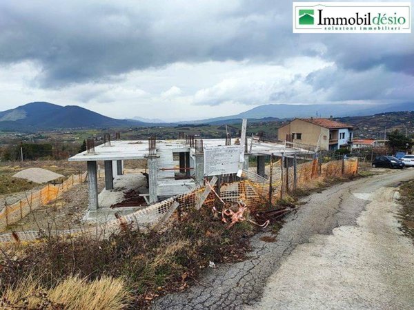 casa indipendente in vendita a Pignola