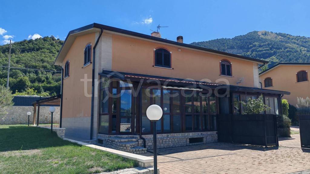 casa indipendente in vendita a Pignola in zona Pantano