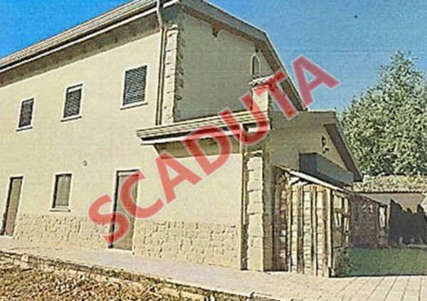 casa indipendente in vendita a Pignola