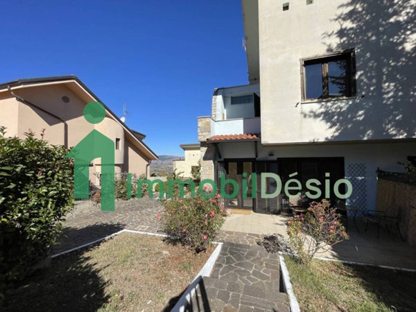 casa indipendente in vendita a Pignola in zona Pantano