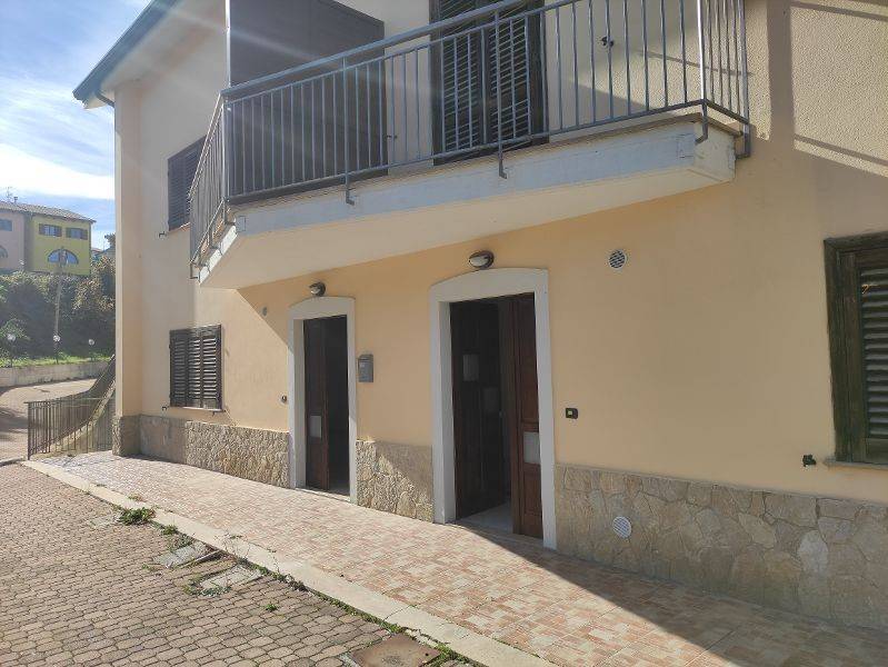 casa indipendente in vendita a Pignola
