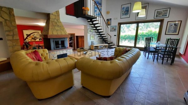 casa indipendente in vendita a Pignola