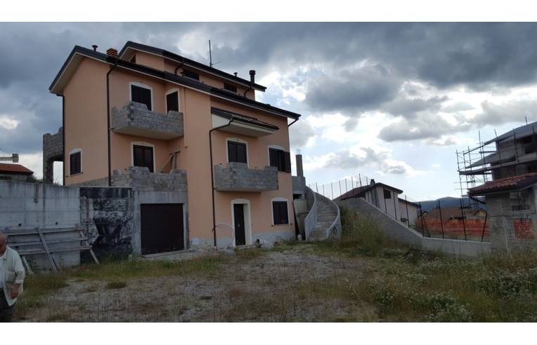 casa indipendente in vendita a Pignola