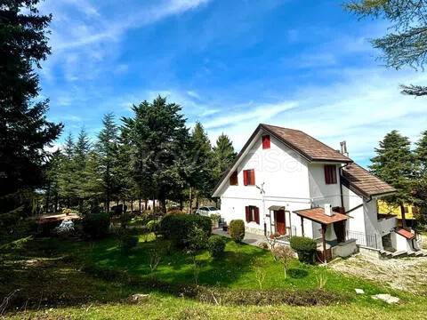 casa indipendente in vendita a Pignola