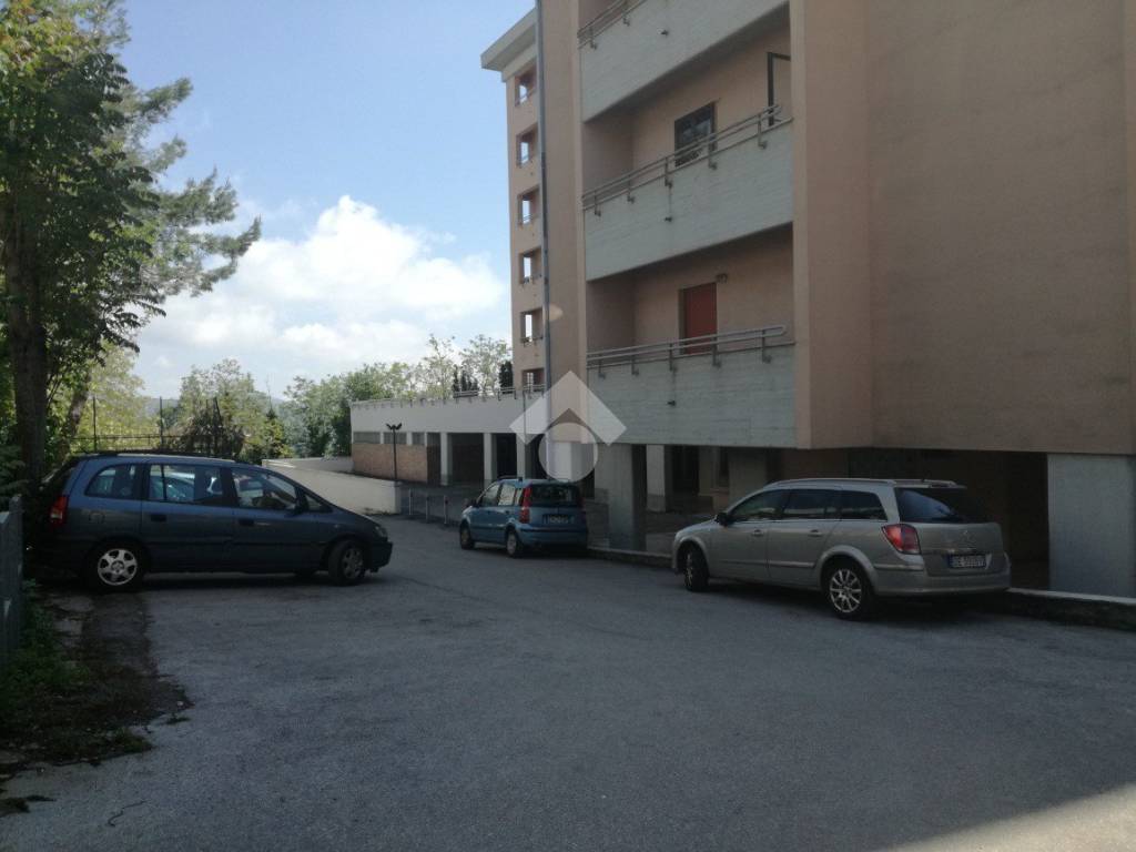 ufficio in vendita a Potenza in zona Rione Montereale