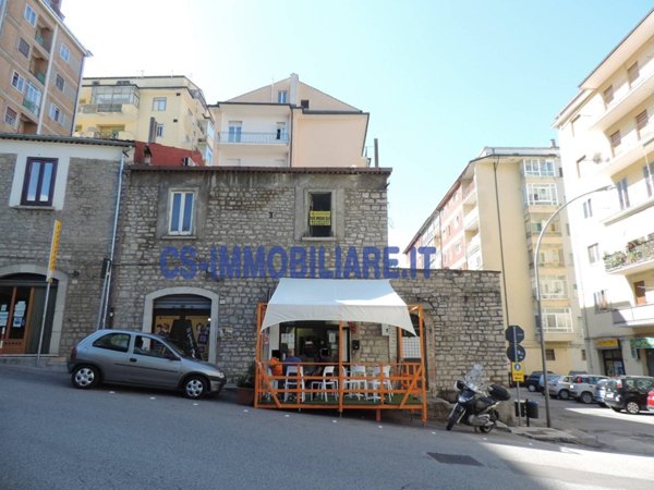 quadrivano in vendita a Potenza in zona Rione Santa Maria