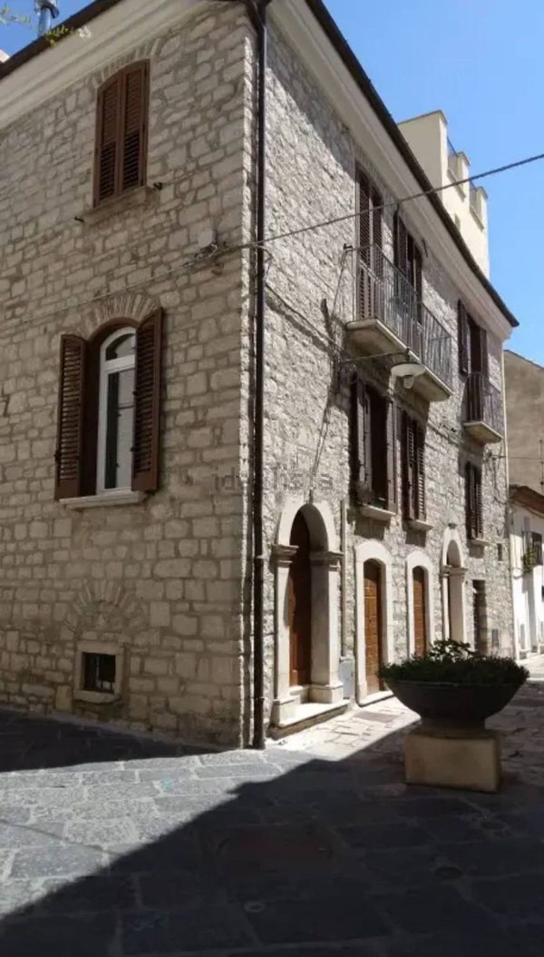 casa indipendente in vendita a Potenza