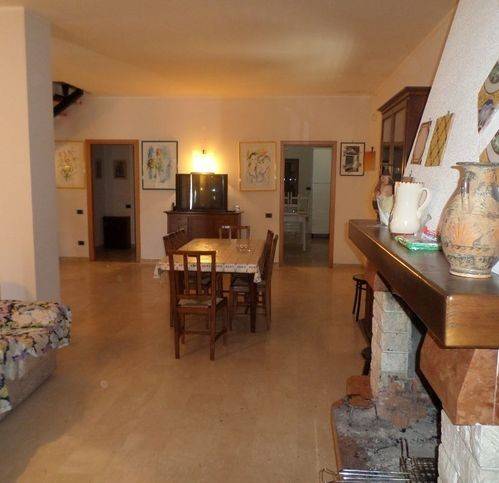 casa indipendente in vendita a Potenza