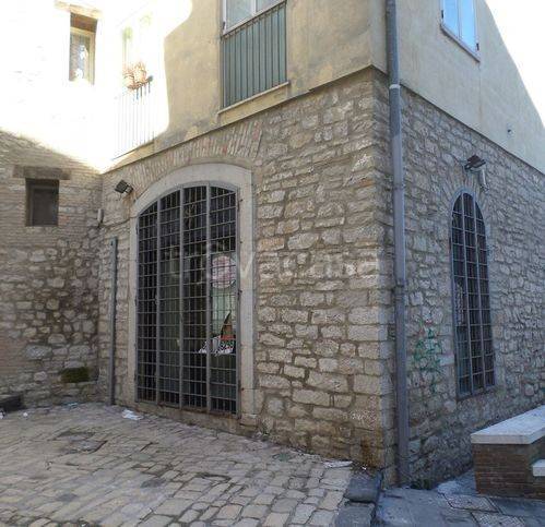 negozio in vendita a Potenza