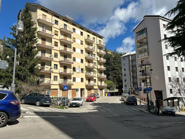 appartamento in vendita a Potenza in zona Rione Francioso