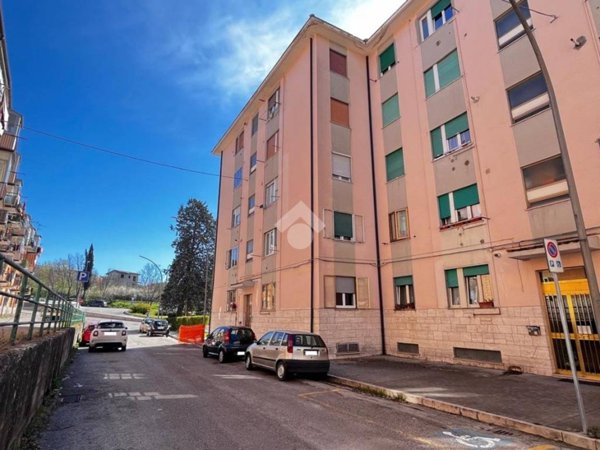 appartamento in vendita a Potenza in zona Rione Lucania