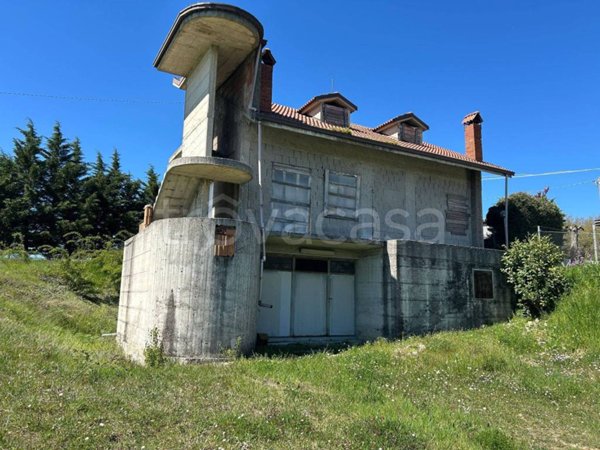 casa indipendente in vendita a Potenza
