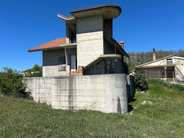 casa indipendente in vendita a Potenza