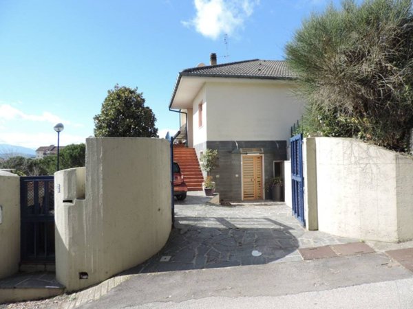 casa indipendente in vendita a Potenza