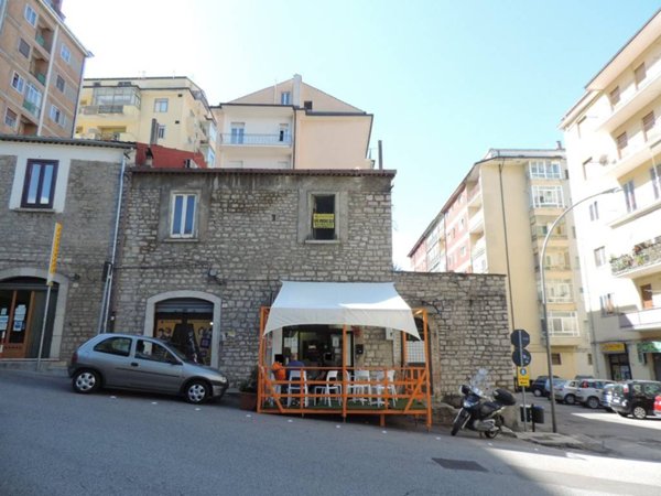 appartamento in vendita a Potenza in zona Rione Santa Maria