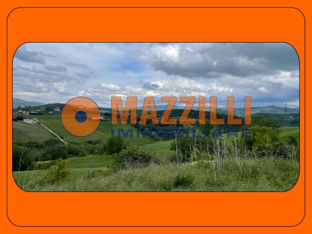 casa indipendente in vendita a Potenza in zona Dragonara