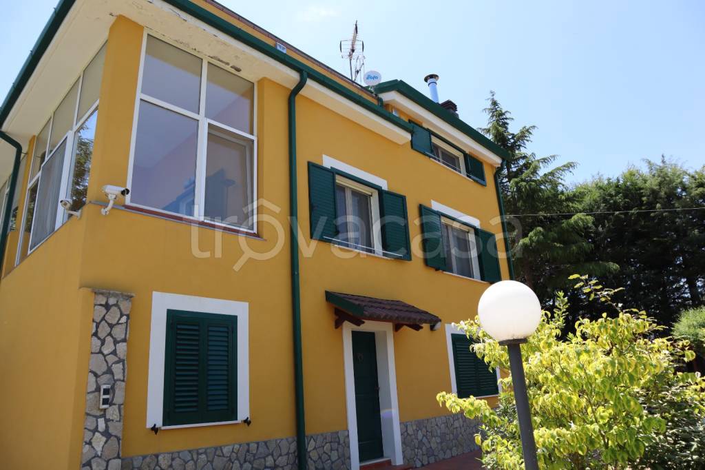 casa indipendente in vendita a Potenza