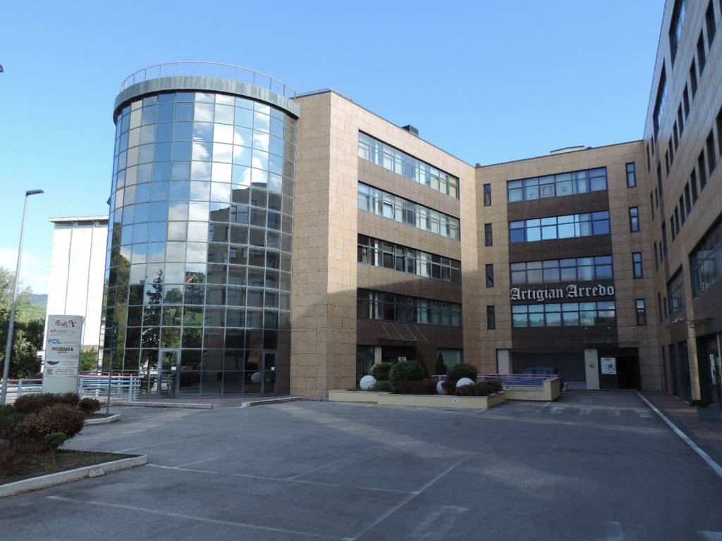 appartamento in vendita a Potenza in zona Contrada Rossellino