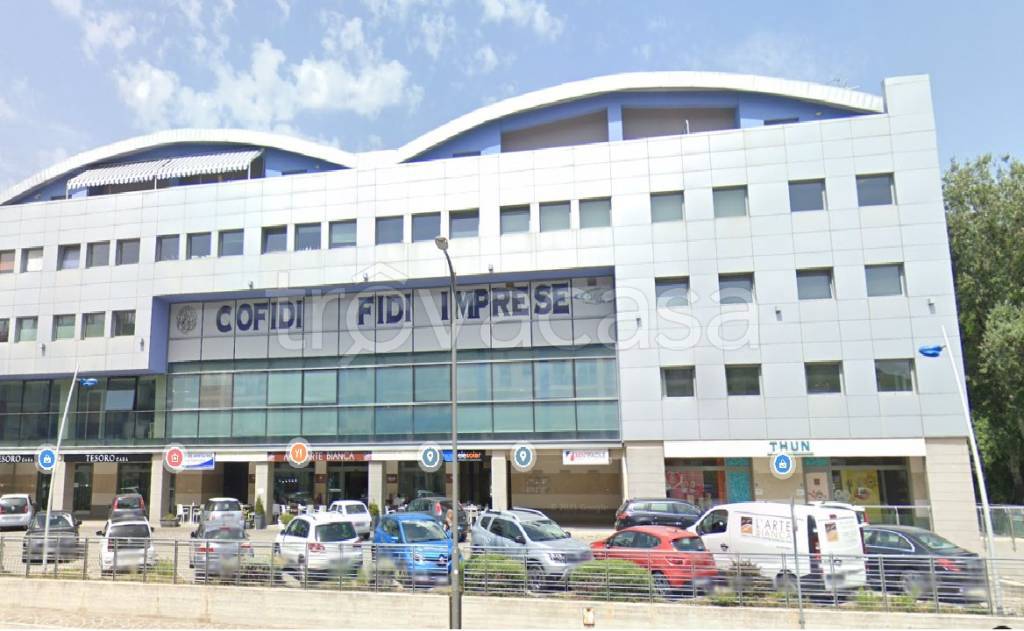 ufficio in vendita a Potenza in zona Gallitello