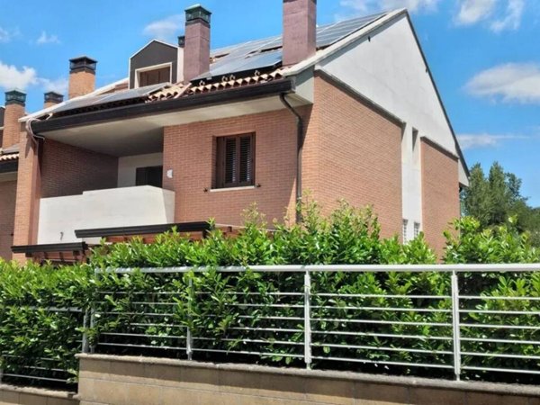 casa indipendente in vendita a Potenza