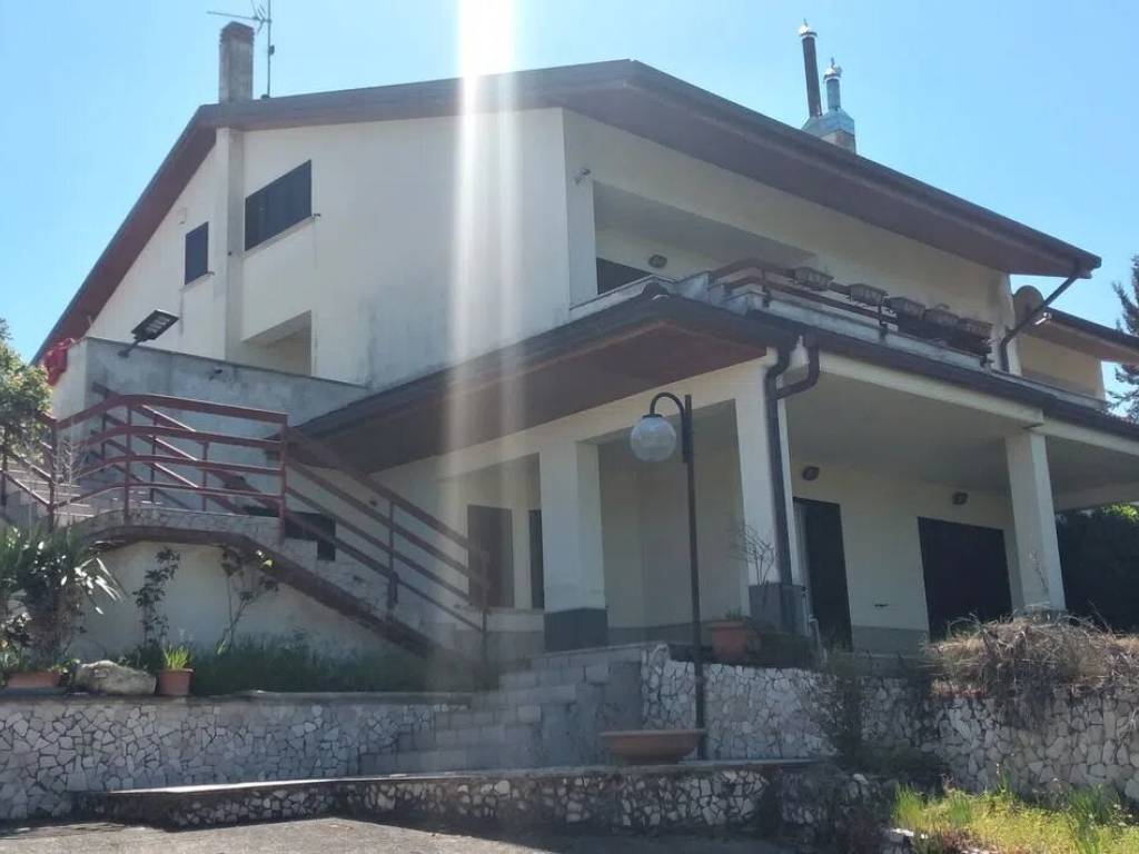 casa indipendente in vendita a Potenza
