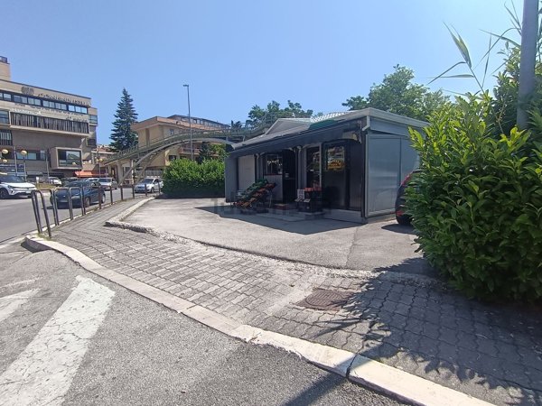 negozio in vendita a Potenza