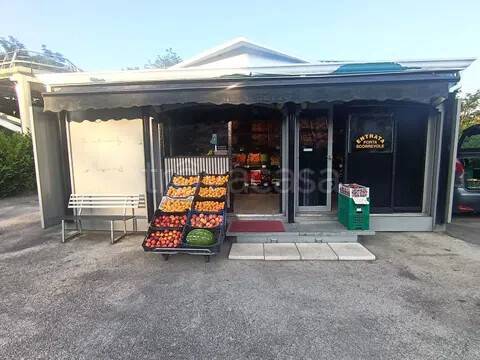 negozio in vendita a Potenza