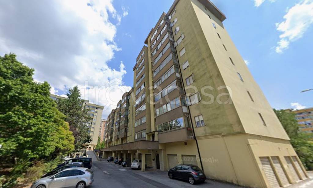 appartamento in vendita a Potenza in zona Poggio Tre Galli