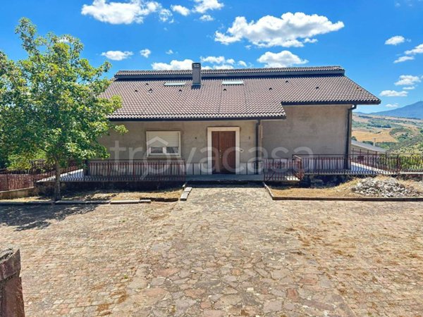 casa indipendente in vendita a Potenza in zona Gallitello