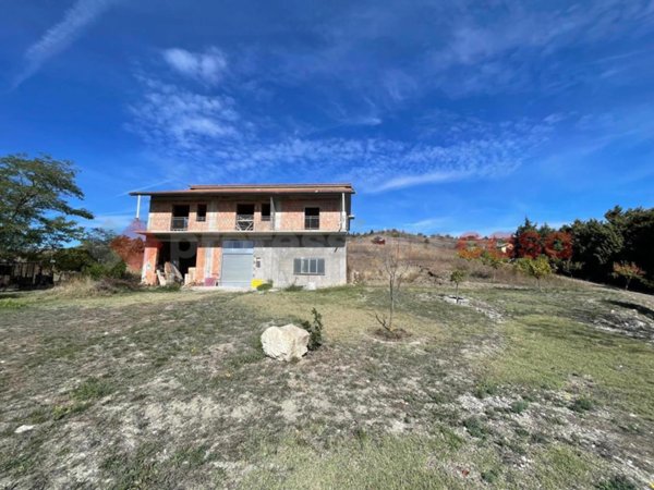 casa indipendente in vendita a Potenza