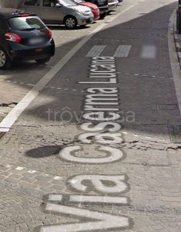 negozio in vendita a Potenza in zona Rione Lucania