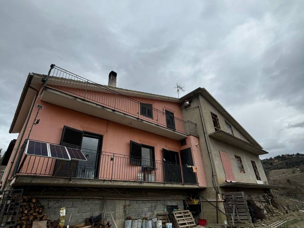 casa indipendente in vendita a Potenza