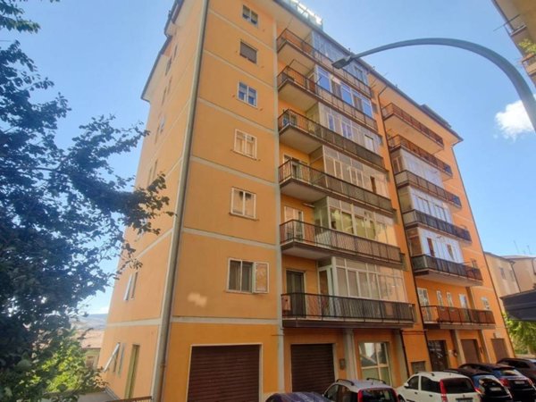 appartamento in vendita a Potenza in zona Rione Montereale