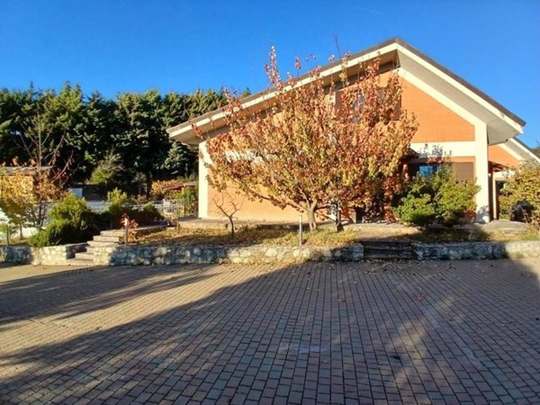 casa indipendente in vendita a Potenza