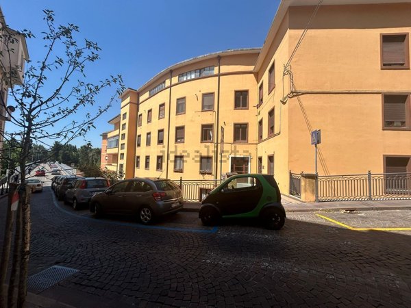 appartamento in vendita a Potenza in zona Rione Montereale