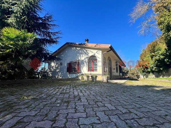 casa indipendente in vendita a Potenza