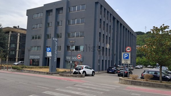 ufficio in vendita a Potenza in zona Gallitello