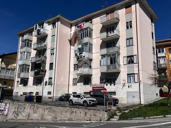 appartamento in vendita a Potenza in zona Rione Lucania
