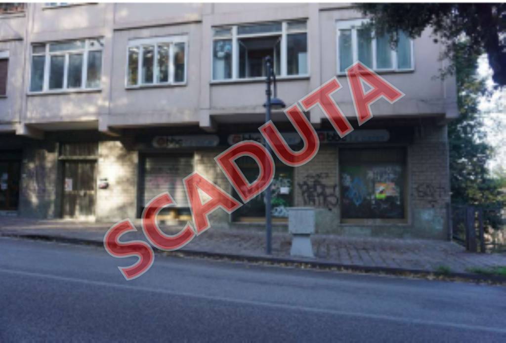 negozio in vendita a Potenza