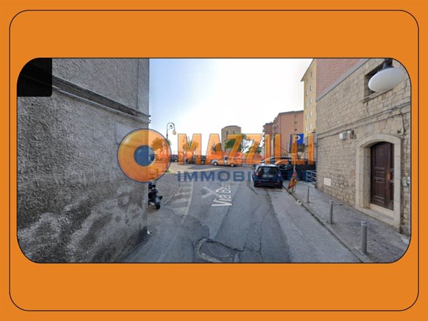 locale commerciale in vendita a Potenza