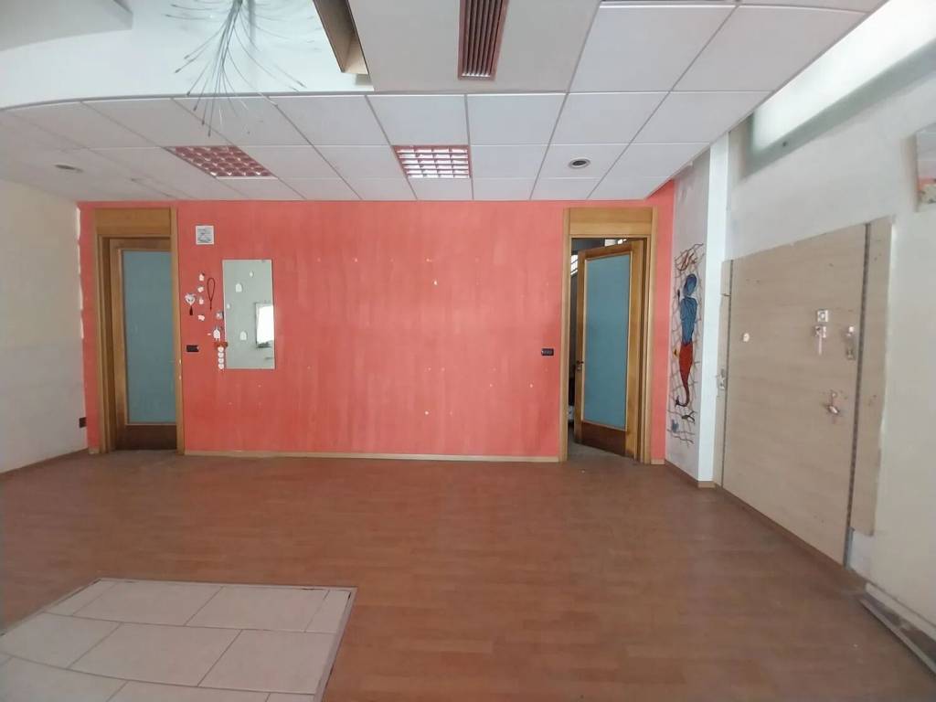 negozio in vendita a Potenza
